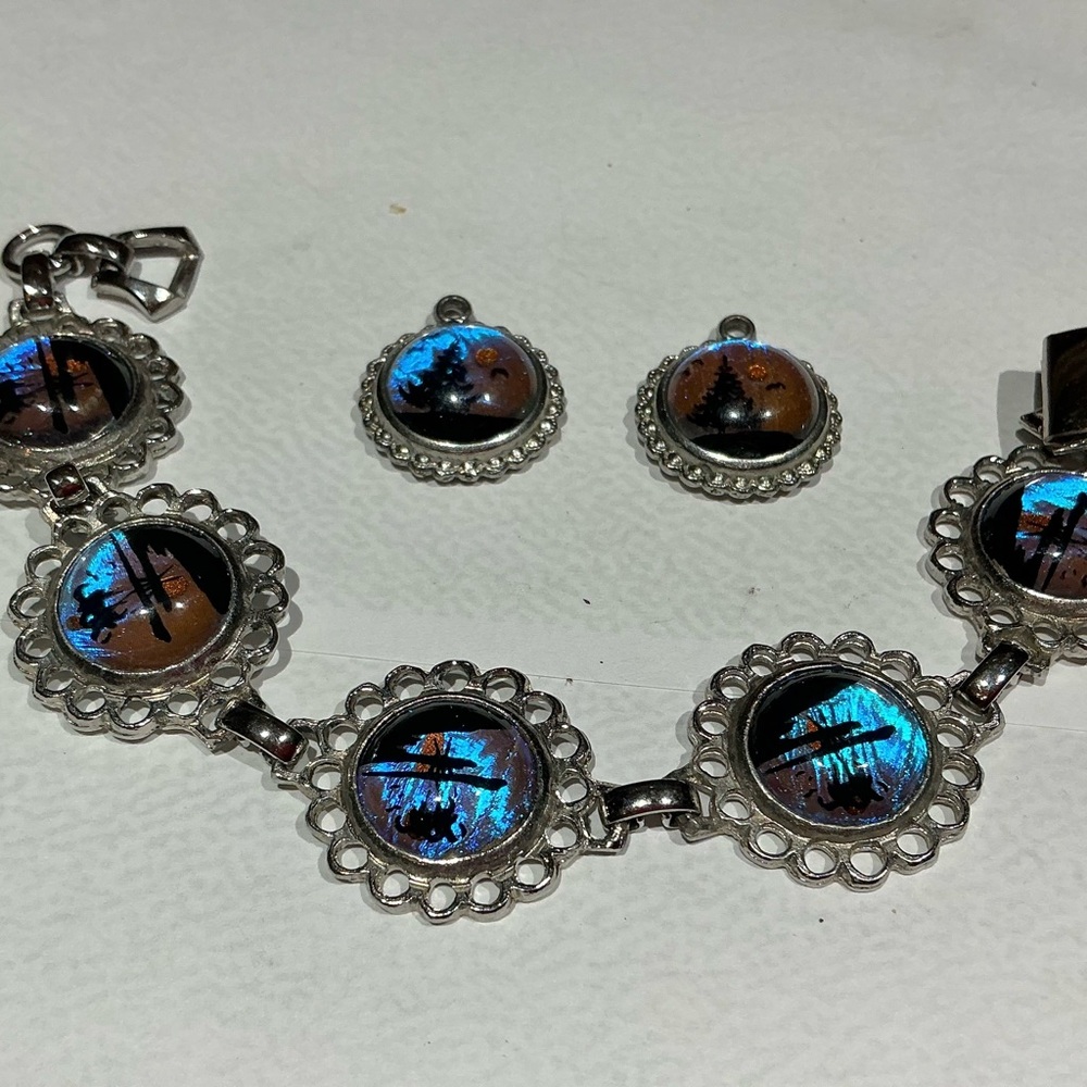 Vintage Stunning Hoffman Butterly Wing Bracelet